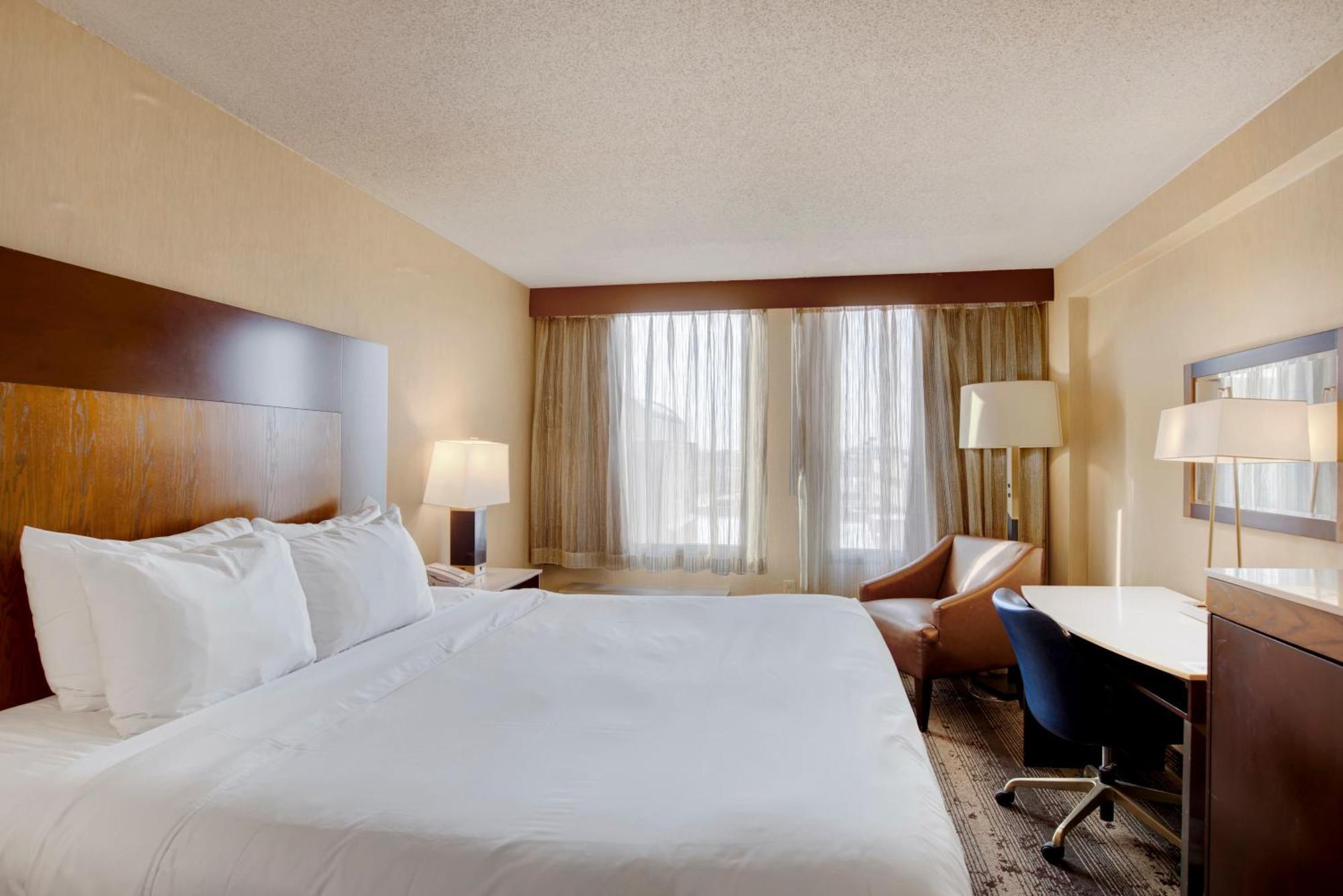 Crowne Plaza Hotel Harrisburg-Hershey By Ihg Zewnętrze zdjęcie