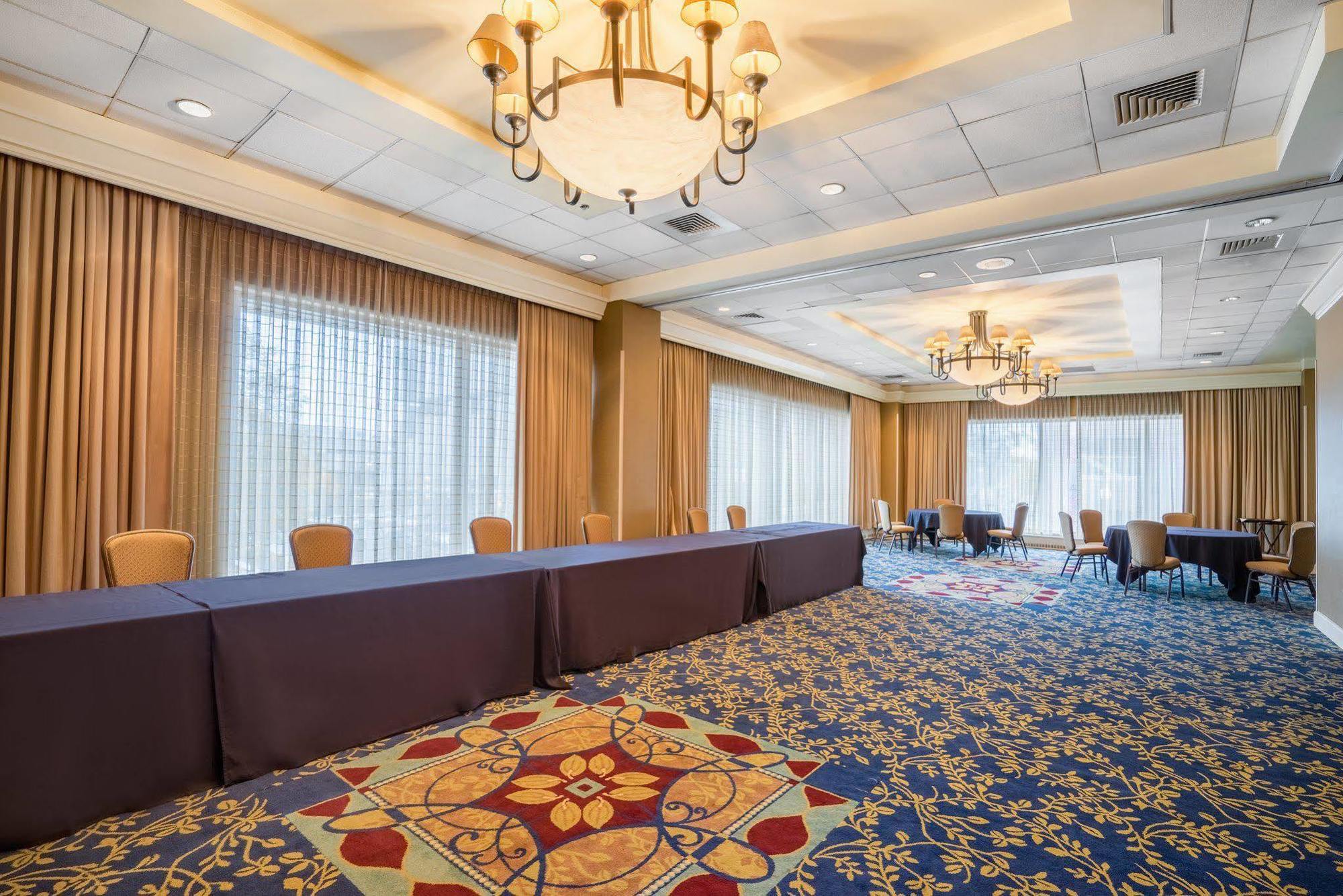 Crowne Plaza Hotel Harrisburg-Hershey By Ihg Zewnętrze zdjęcie